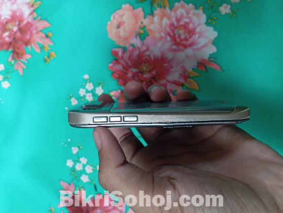 Nokia e72